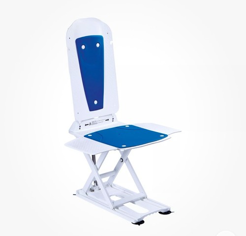 Badewannenlift mit
